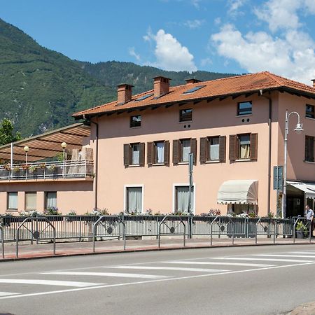 Appartamento Grande Al Ponte. Situato Vicino All'Ospedale, Al Parco E Al Centro Citta Тренто Экстерьер фото